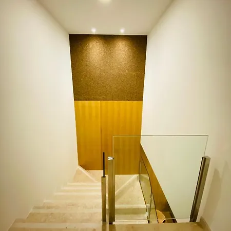 Calhau Da Lapa 51 * Campanário